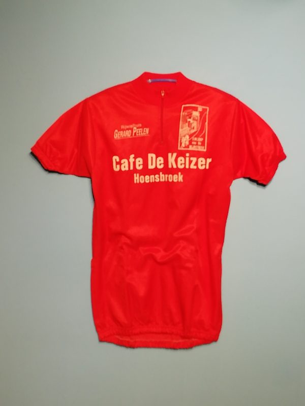 OMLOOP VD MIJNSTREEK - RODE TRUI 1990