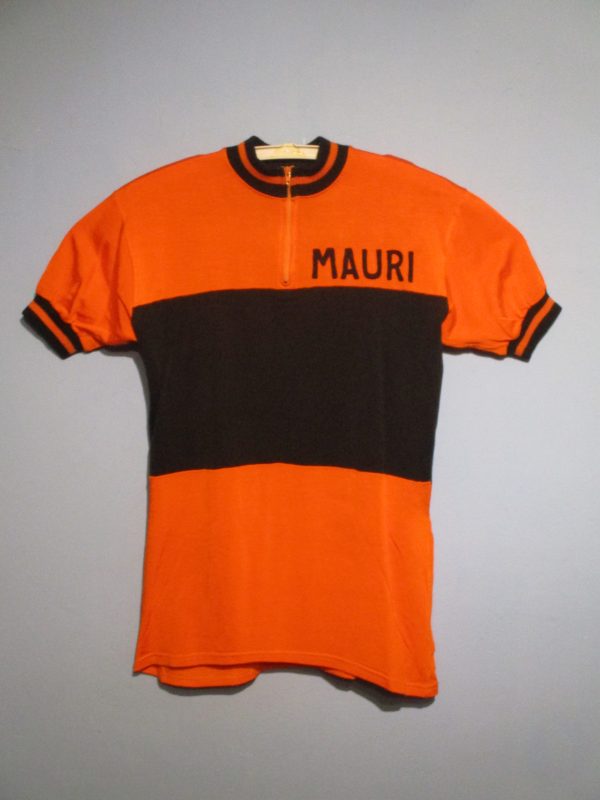 MAURI KÜCHEN IZEGEM