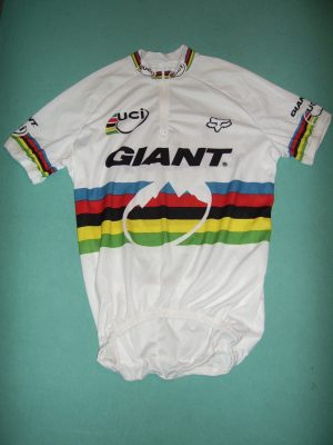 GIANT (d) MAILLOT DE CHAMPION DU MONDE VTT